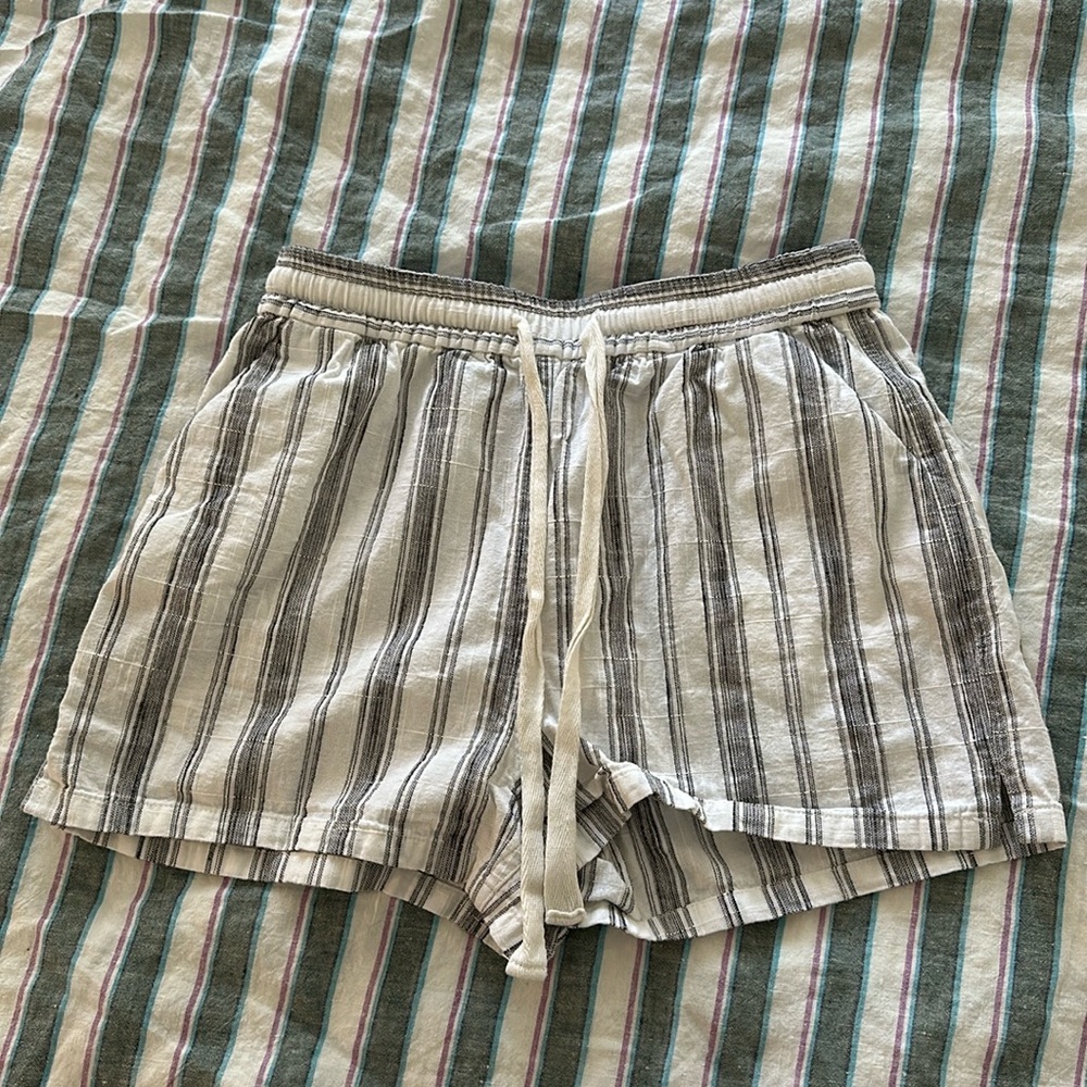 Marine Layer Cotton Shorts | White and Black Beach Stripe | XS
